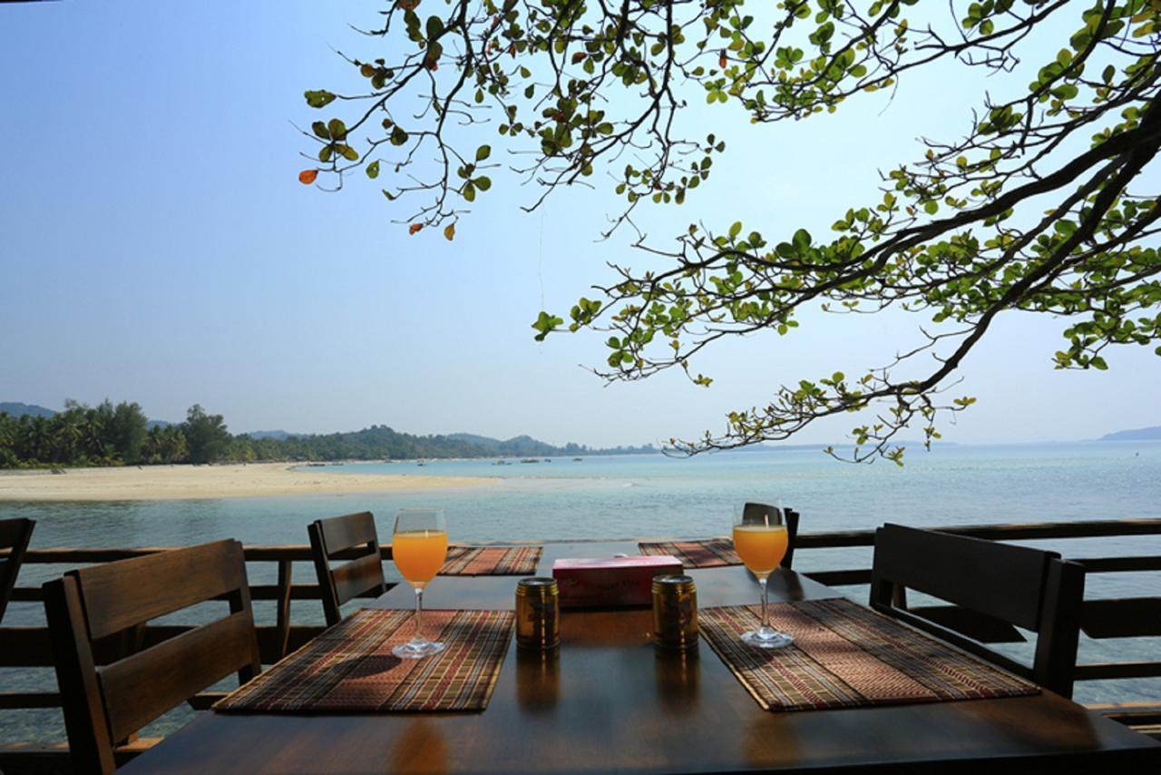 Coconut Island Resort Ngapali Beach Extérieur photo